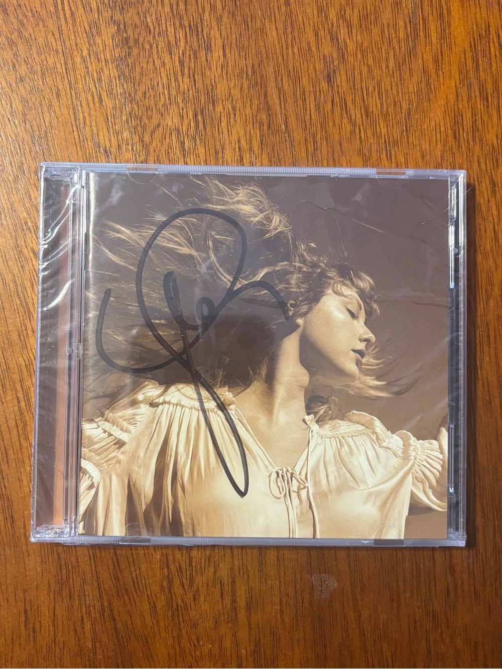 Taylor Swift signed Fearless cd